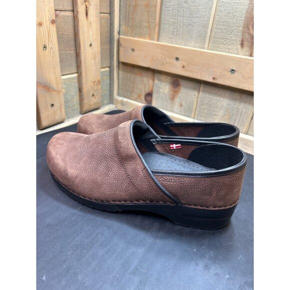 Sanita Pro Textured Oil Women's Clog in Antique Brown Size 10.5-11 - Picture 6 of 10